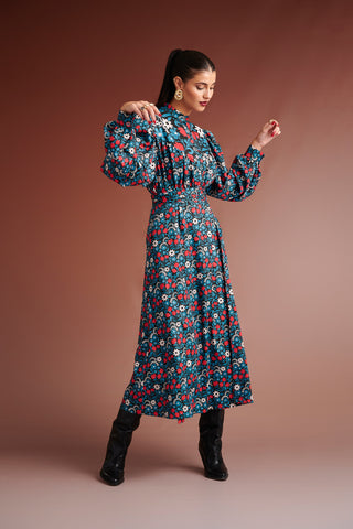 karavan clothing fashion autumn winter 24 collection lucia dress