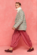 karavan fall winter 26' collection lamesa trousers pink