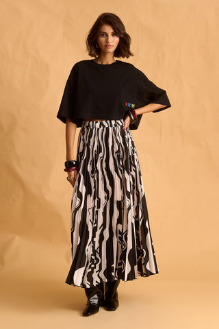 karavan clothing fashion fall winter 25 krvn homecoming collection carita skirt wavy black white