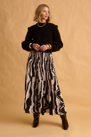 karavan clothing fashion fall winter 25 homecoming krvn collection salma knitted top black