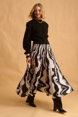 karavan clothing fashion fall winter 25 homecoming krvn collection salma knitted top black