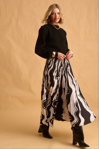 karavan clothing fashion fall winter 25 homecoming krvn collection salma knitted top black