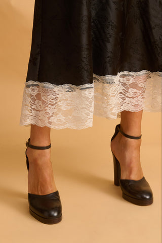 karavan clothing fashion fall winter 25 homecoming krvn collection charlotte skirt black