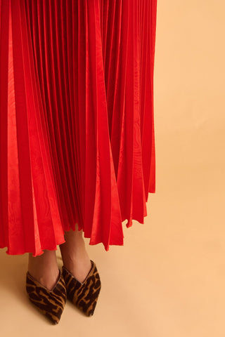 karavan clothing fashion fall winter 25 homecoming krvn collection chrysa skirt red