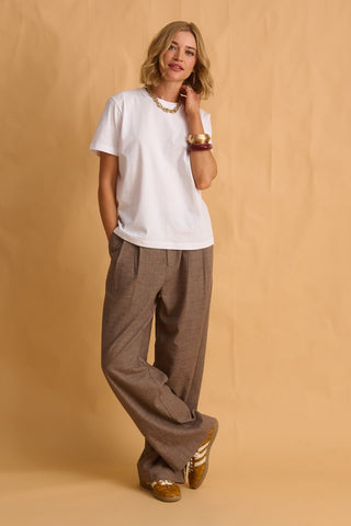 karavan clothing fashion fall winter 25 homecoming krvn collection daria trousers checked brown