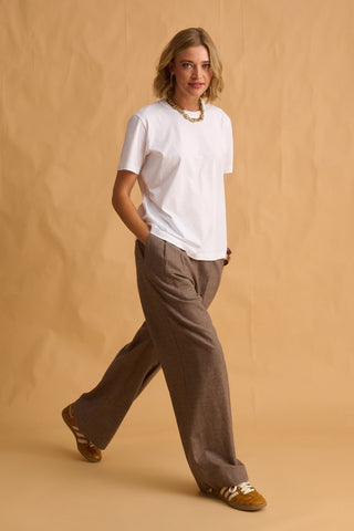 karavan clothing fashion fall winter 25 homecoming krvn collection daria trousers checked brown