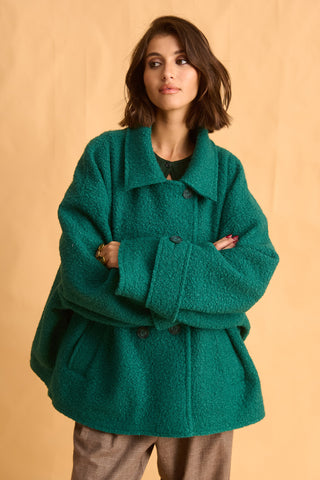karavan clothing fashion fall winter 25 homecoming krvn collection gizem coat green