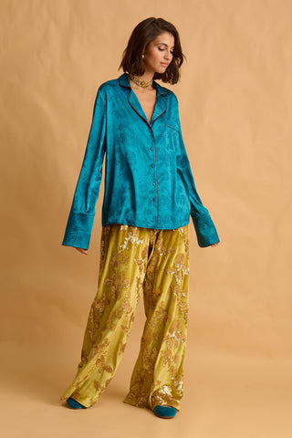 karavan clothing fashion fall winter 25 krvn homecoming collection lorde shirt petrol