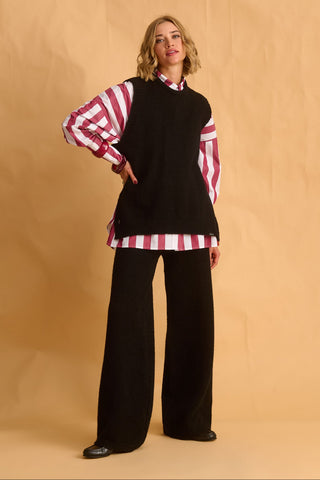 karavan clothing fashion fall winter 25 homecoming krvn collection nemy knitted trousers black