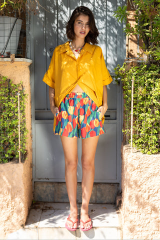 karavan clothing fashion spring summer 26 nai special issue collection stefania shorts tulips pattern