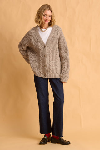 karavan clothing fashion fall winter 25 homecoming krvn collection dolores knitted cardigan beige
