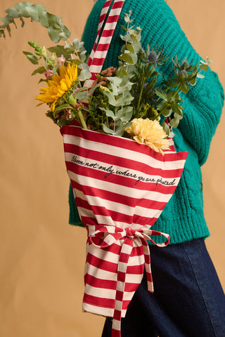 karavan clothing fashion fall winter 25 homecoming homeware collection flower tote bag