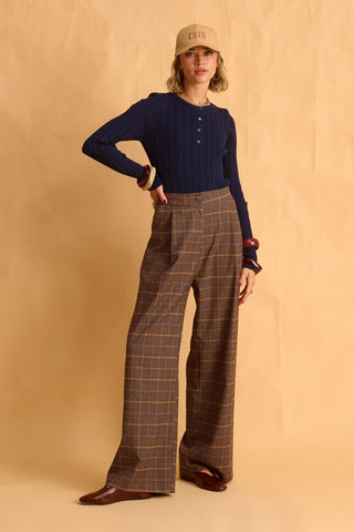 karavan clothing fashion fall winter 25 homecoming krvn collection lois trousers checked brown