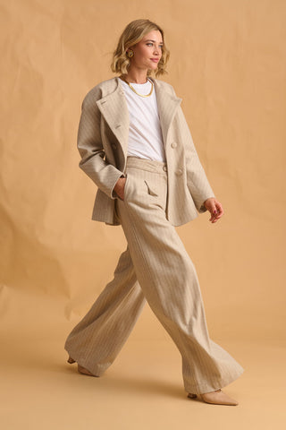 karavan clothing fashion fall winter 25 homecoming krvn collection helia tee white grey