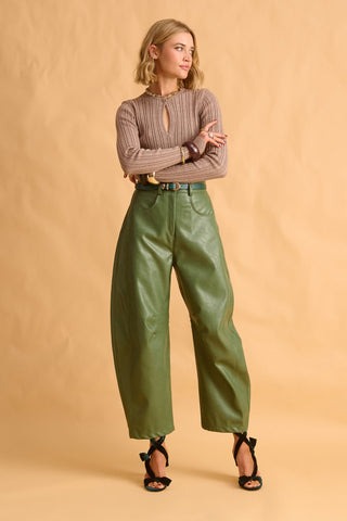 karavan clothing fashion fall winter 25 homecoming krvn collection sabine knitted top beige