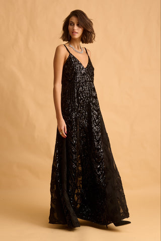 karavan clothing fashion fall winter 25 krvn homecoming collection nadia dress black