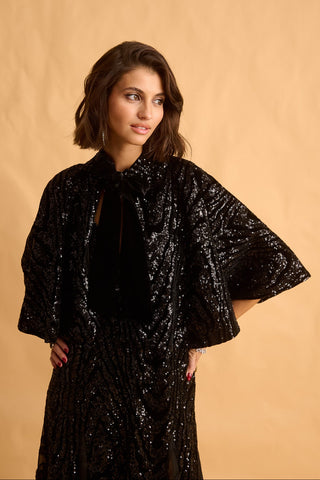 karavan clothing fashion fall winter 25 krvn homecoming collection saori cape black