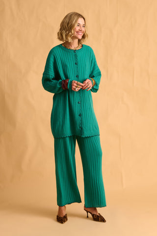 karavan clothing fashion fall winter 25 homecoming krvn collection noella knitted trousers green