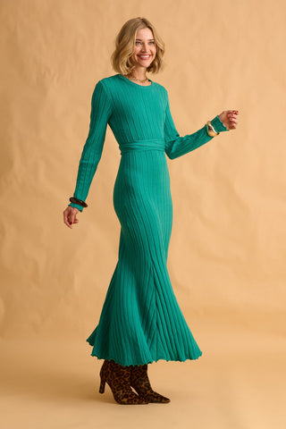 karavan clothing fashion fall winter 25 homecoming krvn collection patrizia knitted dress green