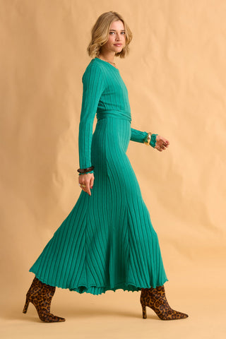 karavan clothing fashion fall winter 25 homecoming krvn collection patrizia knitted dress green