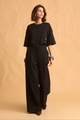 karavan clothing fashion fall winter 25 homecoming krvn collection mara crop top black