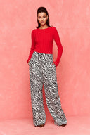 karavan fall winter 26' collection scarlett knitted top red