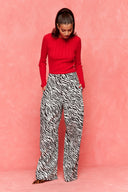 karavan fall winter 26' collection scarlett knitted top red