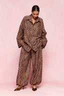 karavan fall winter 26' collection daphnie shirt leopard