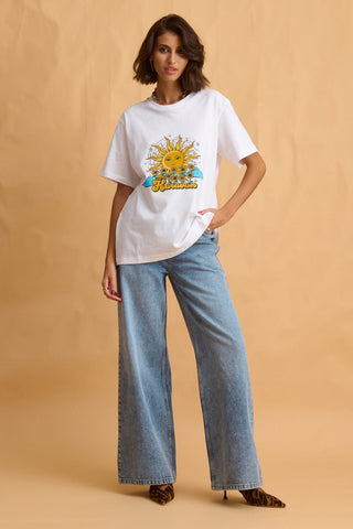 karavan clothing fashion fall winter 25 homecoming collection blake tee white sun