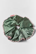 karavan fall winter 26' collection bothy scrunchie pink green satin