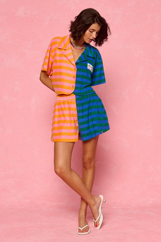 karavan clothing fashion spring summer 26 nai weekendwear collection brenda shorts pink orange blue red