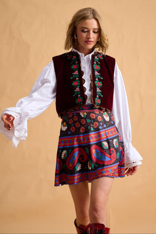 karavan clothing fashion fall winter 25 homecoming collection myrto vest bordeaux