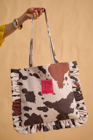 karavan clothing fashion fall winter 25 homecoming collection kelly bag ivory splash