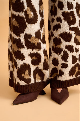 karavan clothing fashion fall winter 25 homecoming collection juno knitted trousers leopard