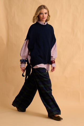 karavan clothing fashion fall winter 25 homecoming collection maxime knitted vest blue