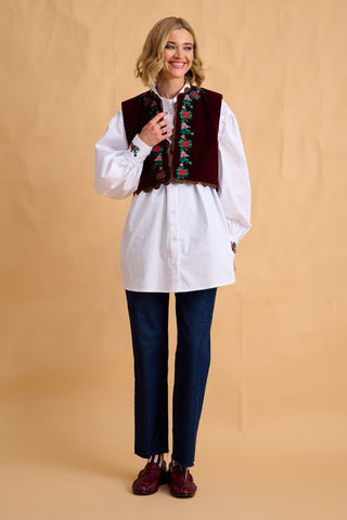 karavan clothing fashion fall winter 25 homecoming collection myrto vest bordeaux