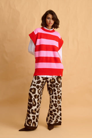 karavan clothing fashion fall winter 25 homecoming collection amelia knitted vest pink red stripes