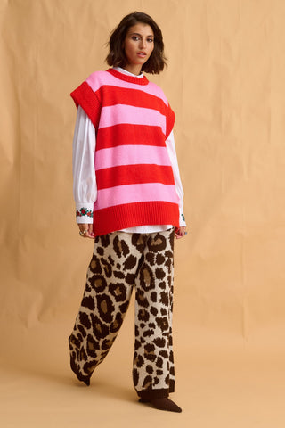 karavan clothing fashion fall winter 25 homecoming collection juno knitted trousers leopard