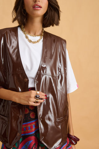 karavan clothing fashion fall winter 25 homecoming collection aella vest brown