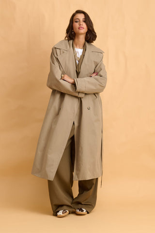 karavan clothing fashion fall winter 25 homecoming collection ashley trench coat beige