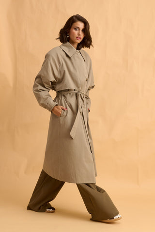 karavan clothing fashion fall winter 25 homecoming collection ashley trench coat beige
