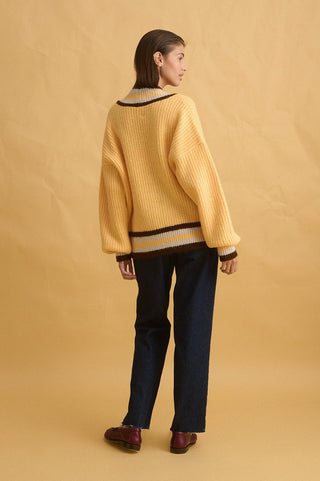 karavan clothing fashion fall winter 25 homecoming collection gianna pullover yellow brown