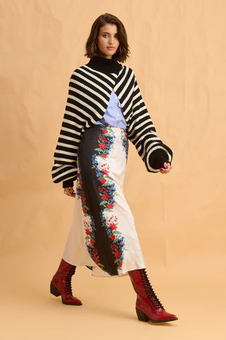 karavan clothing fashion fall winter 25 homecoming collection nancy knitted shrug black white stripes