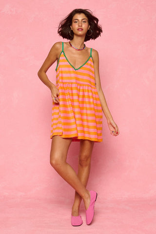 karavan clothing fashion spring summer 26 nai weekendwear collection felicity mini dress pink orange lines