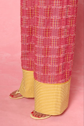 karavan clothing fashion spring summer 26 nai weekendwear collection hana trousers checked red