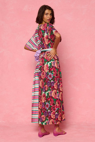 karavan clothing fashion spring summer 26 nai weekendwear collection irida dress floral print aqua lines