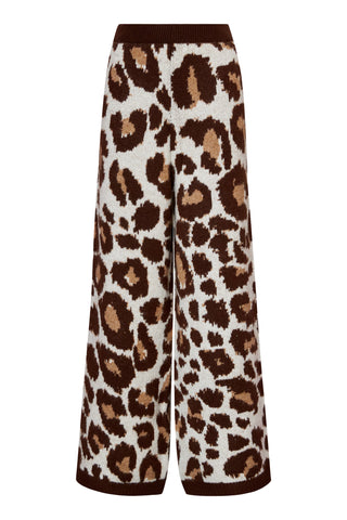 karavan clothing fashion fall winter 25 homecoming collection juno knitted trousers leopard