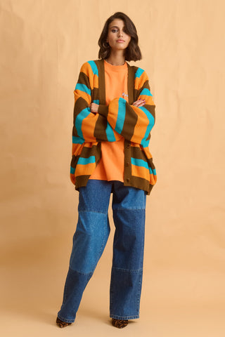 karavan clothing fashion fall winter 25 homecoming collection jutte longsleeve orange