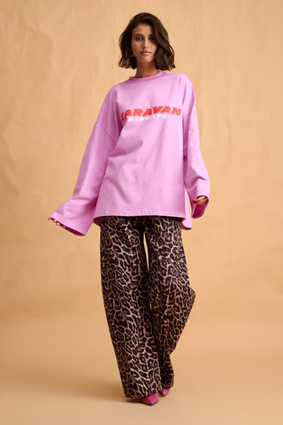 karavan clothing fashion fall winter 25 homecoming collection jutte longsleeve pink