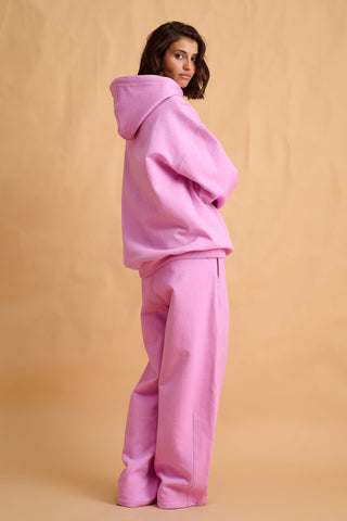 karavan clothing fashion fall winter 25 homecoming collection misty sweatpants pink